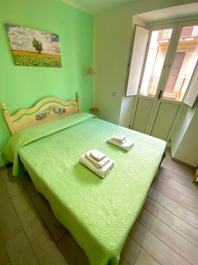Scilla Centro Bed & Breakfast Exterior photo